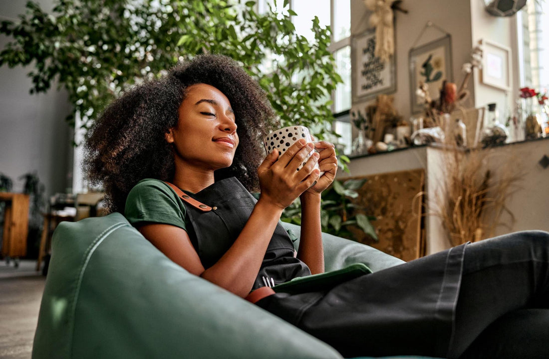 L‑Theanine for Relaxation: How This Amino Acid Helps You Stay Calm and Focused